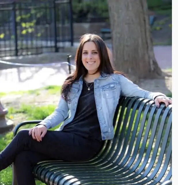 Meet Kristin Herzog – Entrepreneur + Founder of Lazulz