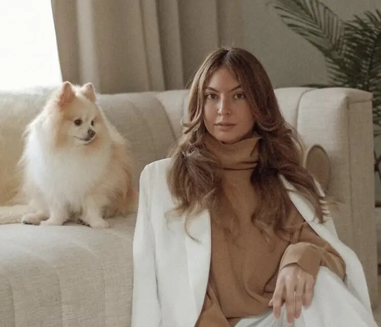 Meet Kamila Matthews – Modern Dog Mom + Founder of Astrid
